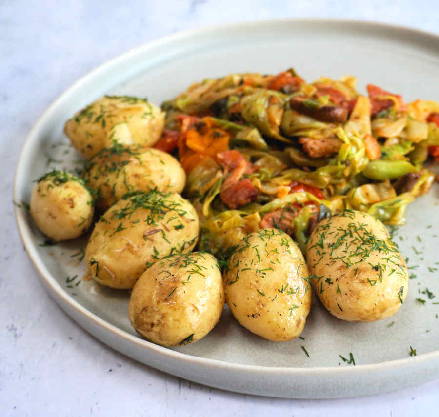 Cabbage With Bacon, Tomato And Mushroom Recipe Cuisine Fiend